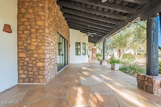 Building Photo - 7845 E Dynamite Blvd