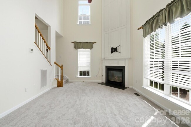 Building Photo - 16903 Hampton Trace Rd