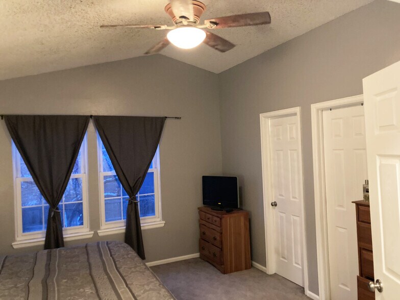 Primary Bedroom - 8033 S Garrison Way