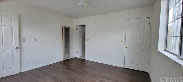 Building Photo - 365 E Floral Dr