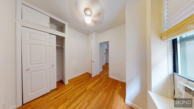 Building Photo - 425 E 65th St