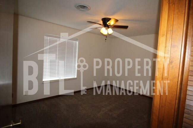 Building Photo - Beautiful Senior Living Community!