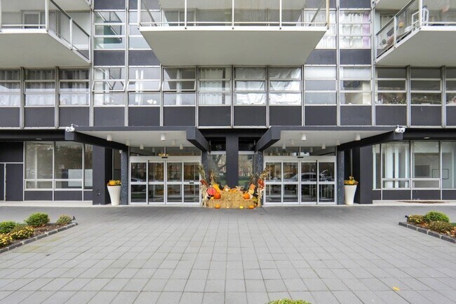 Building Photo - 6050 JFK Blvd E