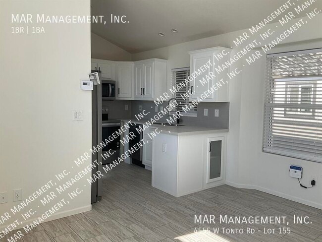 Building Photo - 4555 W Tonto Rd