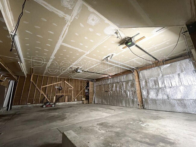 Building Photo - 4196 S 5400 W