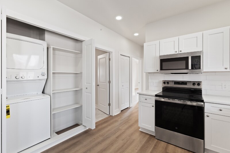 Building Photo - 1215 Corporate Dr