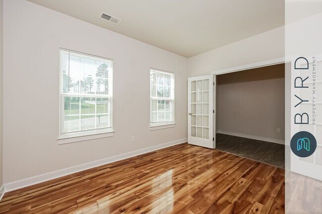 Building Photo - 9206 Miranda Ln