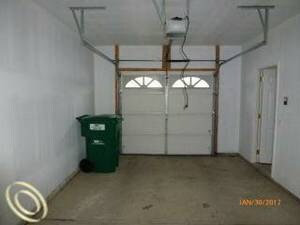 Building Photo - 538 Olde English Cir