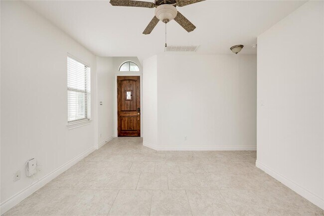 Building Photo - 3007 Sea Jay Dr