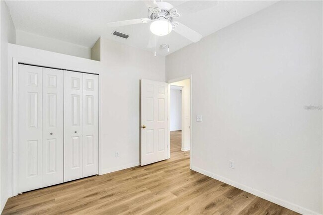 Building Photo - 11337 Village Brook Dr