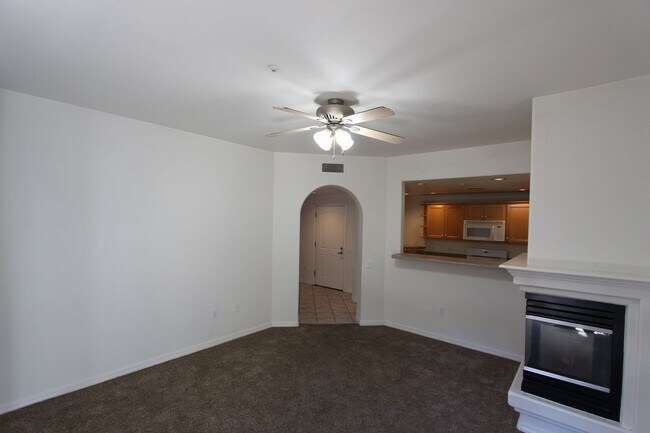 Building Photo - $500 Off 1st Month’s Rent | 3BR Summit Park Condo with Fireplace & Balcony