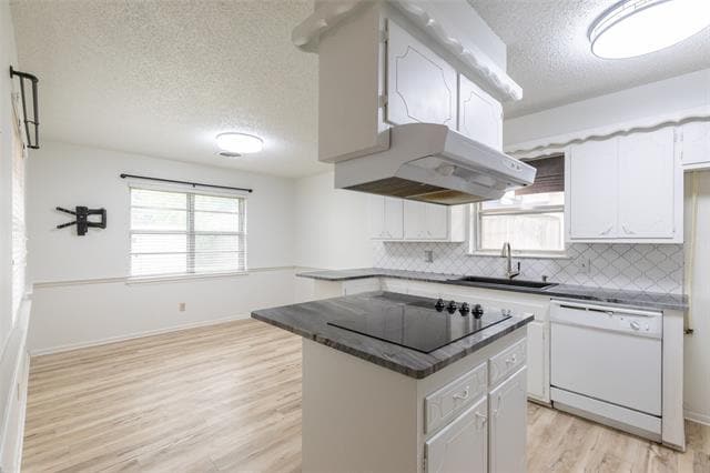 Building Photo - 3409 High Meadows Dr