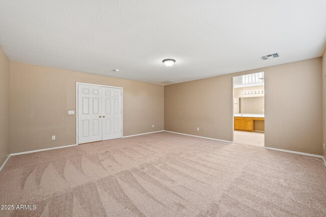 Building Photo - 863 S 239th Ln