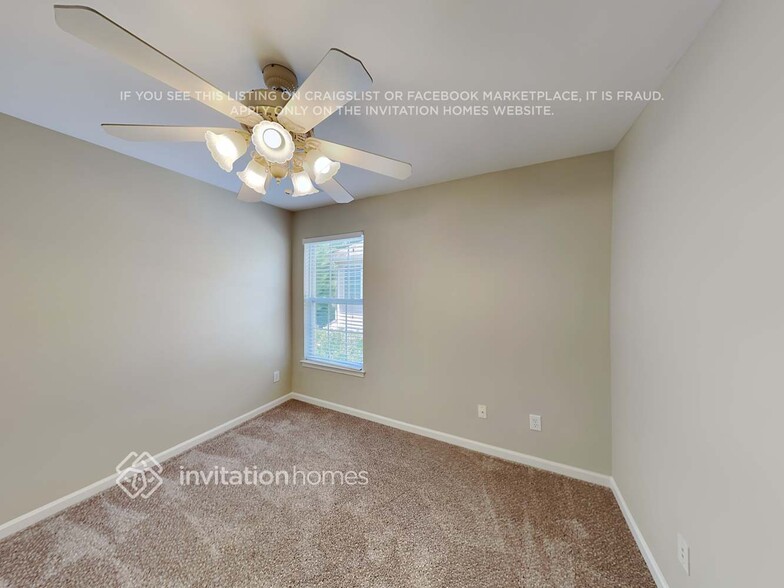 Building Photo - 6800 Charter Hills Rd