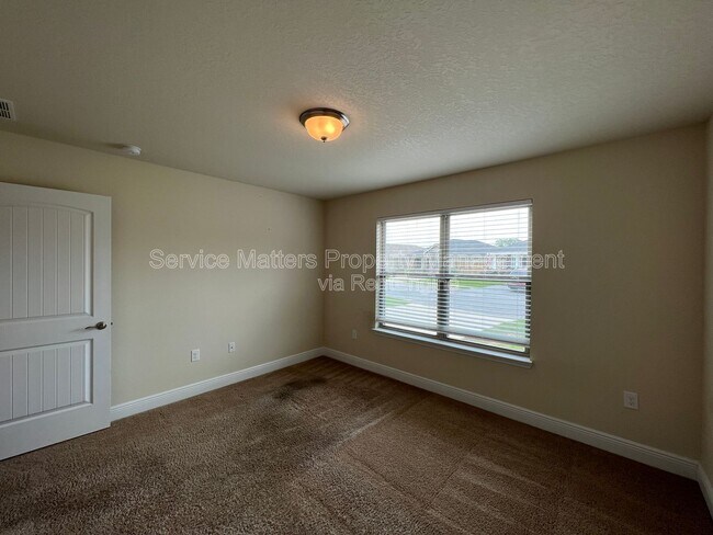 Building Photo - 5136 Carmell Ridge Cir