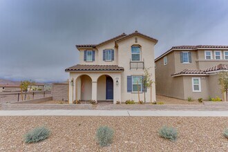 Building Photo - SPACIOUS 4BEDROOM 3BATH HOME IN INSPIRADA