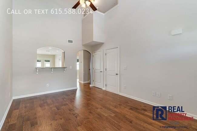 Building Photo - 1052 Neeleys Bend E