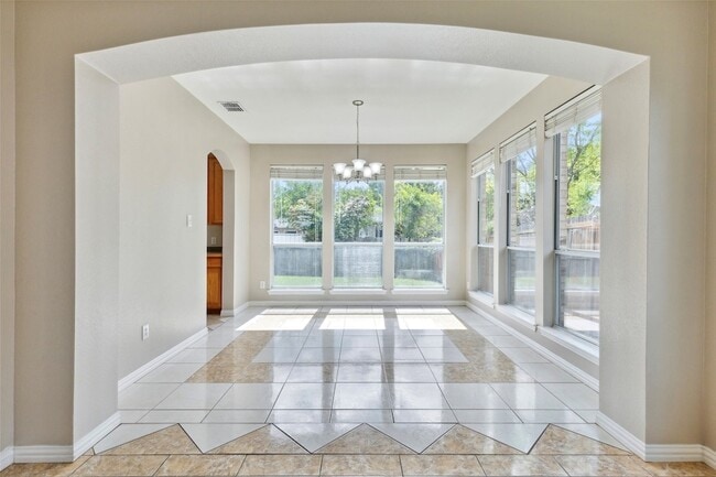 Building Photo - 1506 Mossy Glen Ct