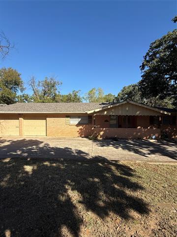 Building Photo - 7013 Meadowbrook Dr