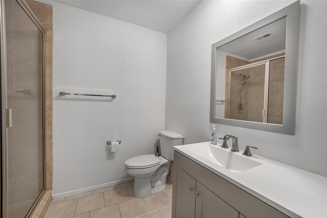 Building Photo - 4209 Harcourt Dr