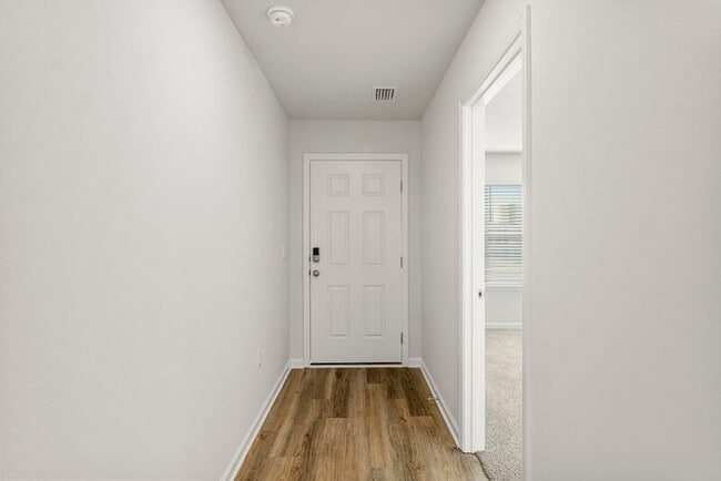 Building Photo - 5017 Rivergrass Dr