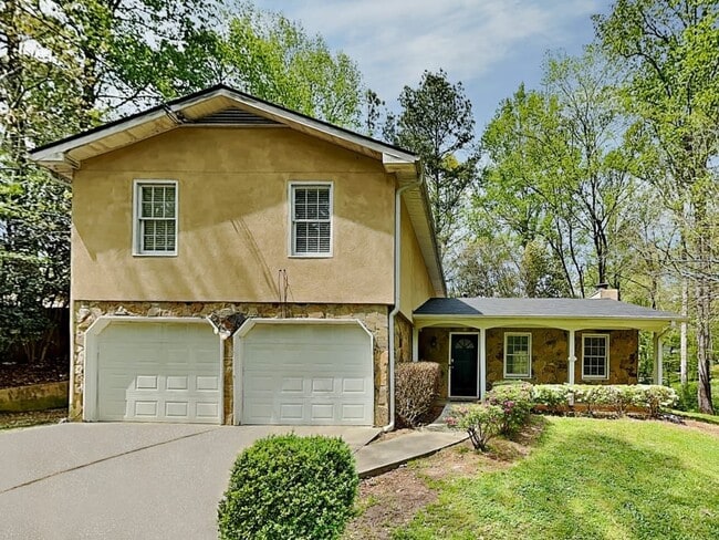 Building Photo - 766 Big Tree Ct