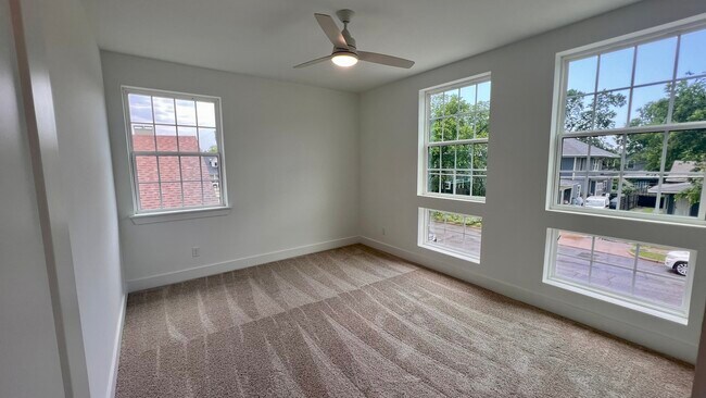GUEST BEDROOM - 5316 East Side Ave