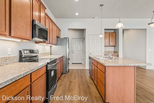 Building Photo - 3 br, 2 bath House - 3968 Ella Jayne Ct