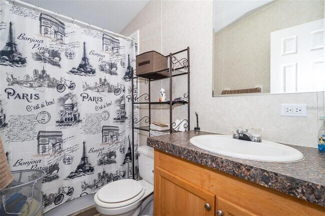 Building Photo - 1621 Tangerine St