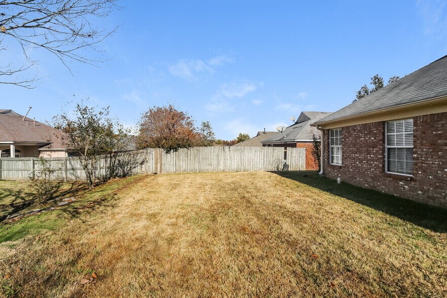 Building Photo - 2773 Misty Valley Dr