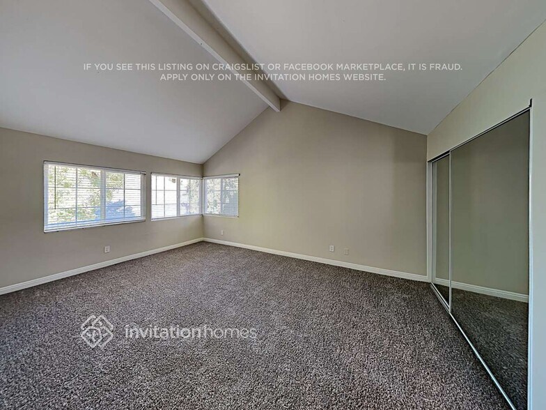 Building Photo - 7517 Shirley Ave