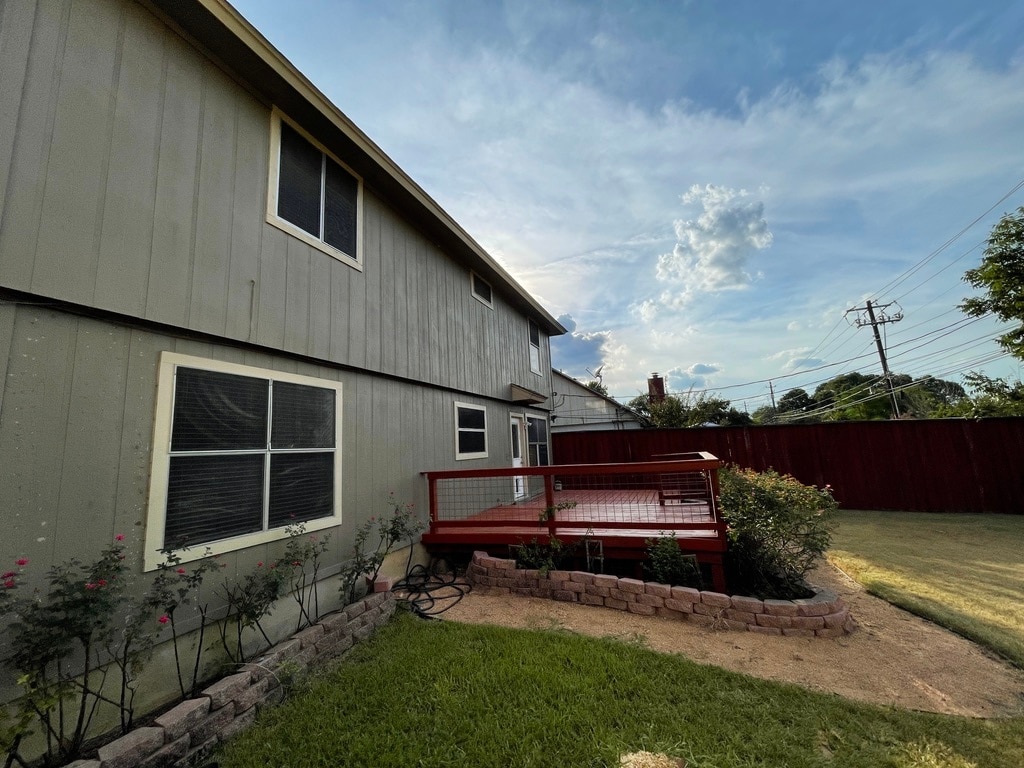 Building Photo - 4106 Cortina Dr