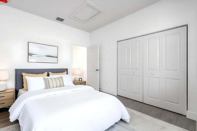 Building Photo - 3707 Saginaw Ave