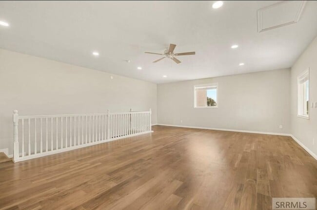Building Photo - Stunning St. Anthoney Home: Recently Remod...