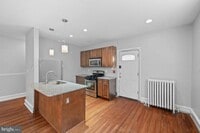 Building Photo - 838 W Lancaster Ave