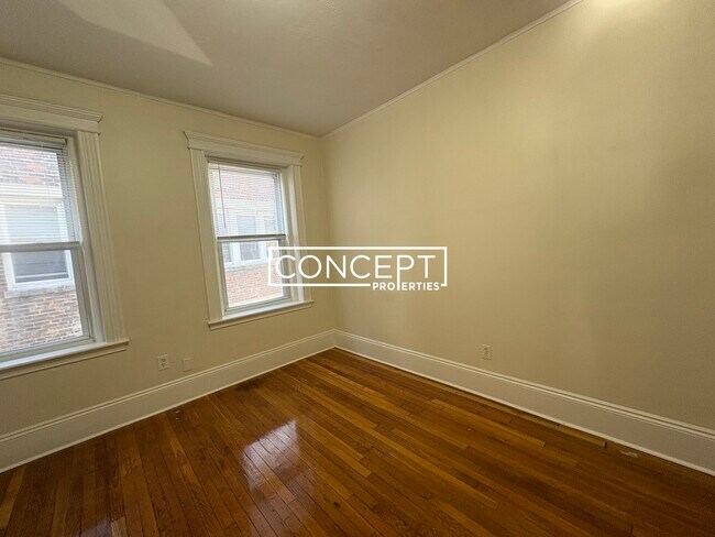 Building Photo - 7A Price Rd. Unit 4