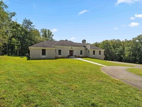 Building Photo - Stunning Oakton Retreat on a Sprawling 5-A...