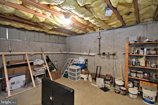 Building Photo - 4258 Red Oak Ct