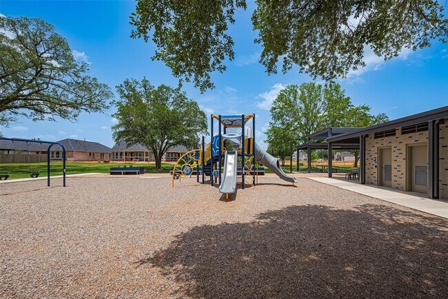 Building Photo - 20914 Cianna Crescent Trl