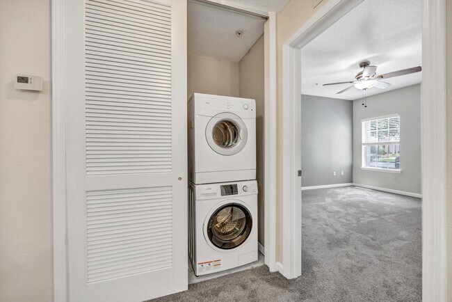 Building Photo - 575 Oakleaf Plantation Pkwy