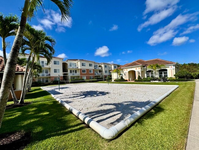 Building Photo - 9857 Baywinds Blvd
