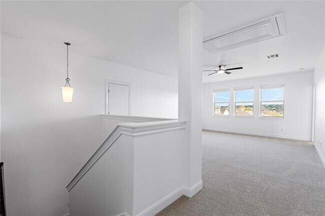 Building Photo - 4009 Benetton Way