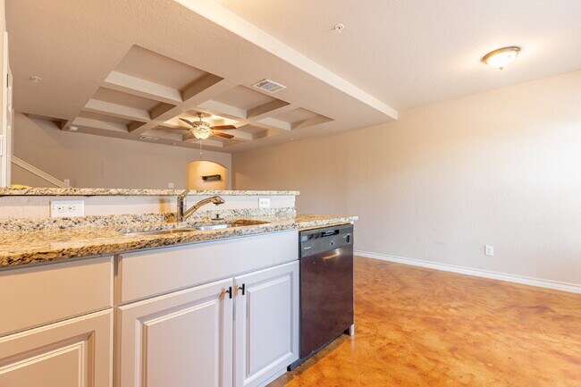 Building Photo - 7314 Colina Way