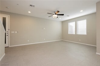 Building Photo - 11236 Rainbow Peak Ave