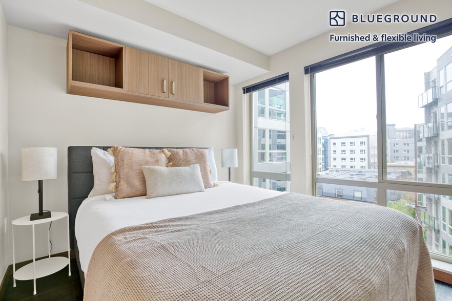 Building Photo - 1525 Harvard Ave