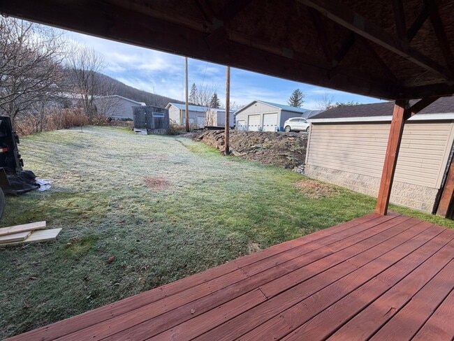 Building Photo - Three Bedroom Affordable Home for Rent in Bradford PA!