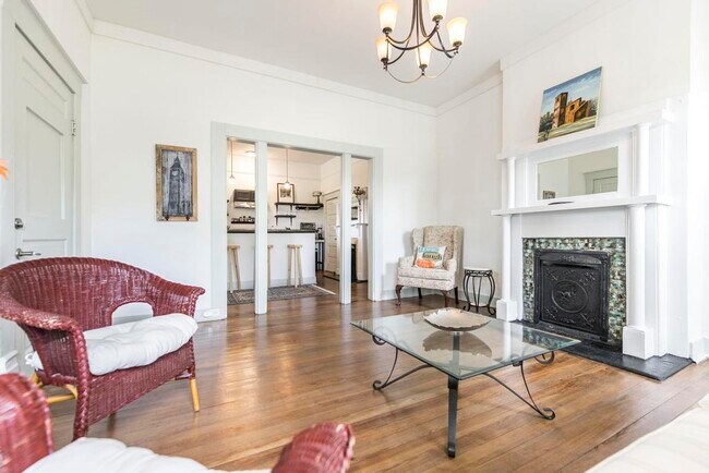 Building Photo - 1475 3rd St