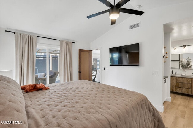 Building Photo - 15290 Bambi Ct