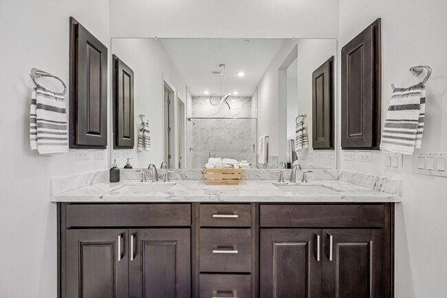 Building Photo - 12378 E Troon Vis Dr