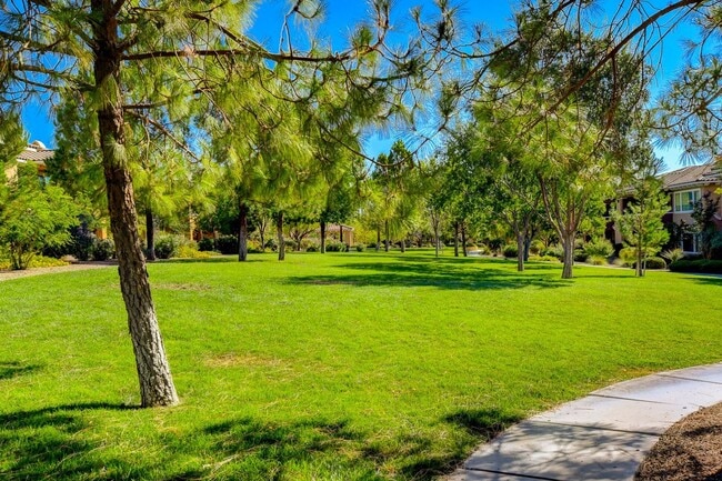 Building Photo - AWESOME SUMMERLIN CONDO IN GATED CORONADO ...